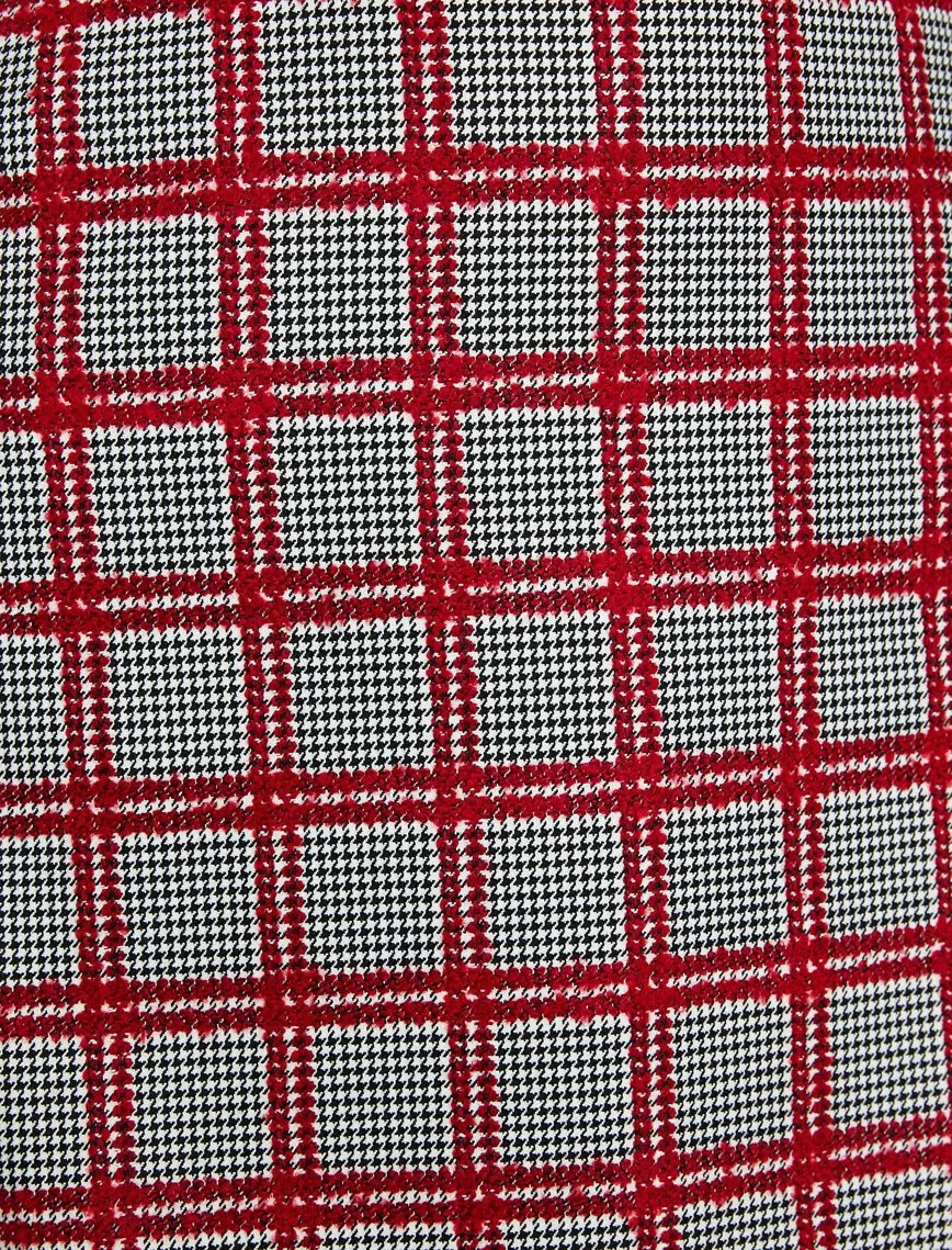 12191 Red Check Mini Skirt